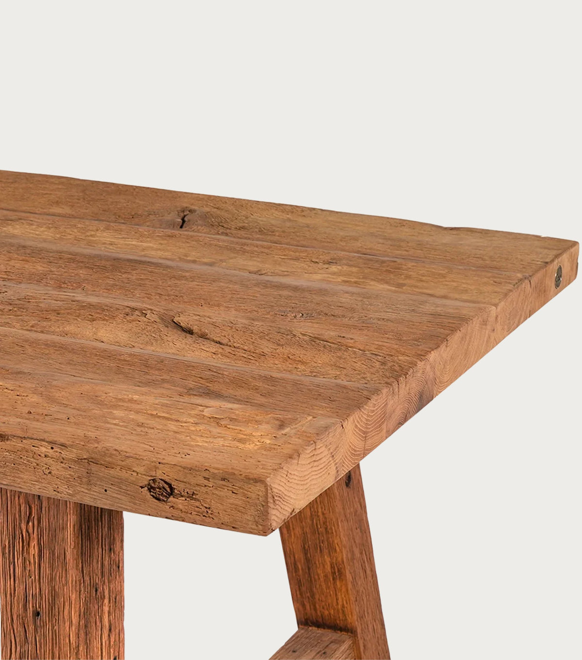 Agora Reclaimed Oak Dining Table – close-up of the top corner