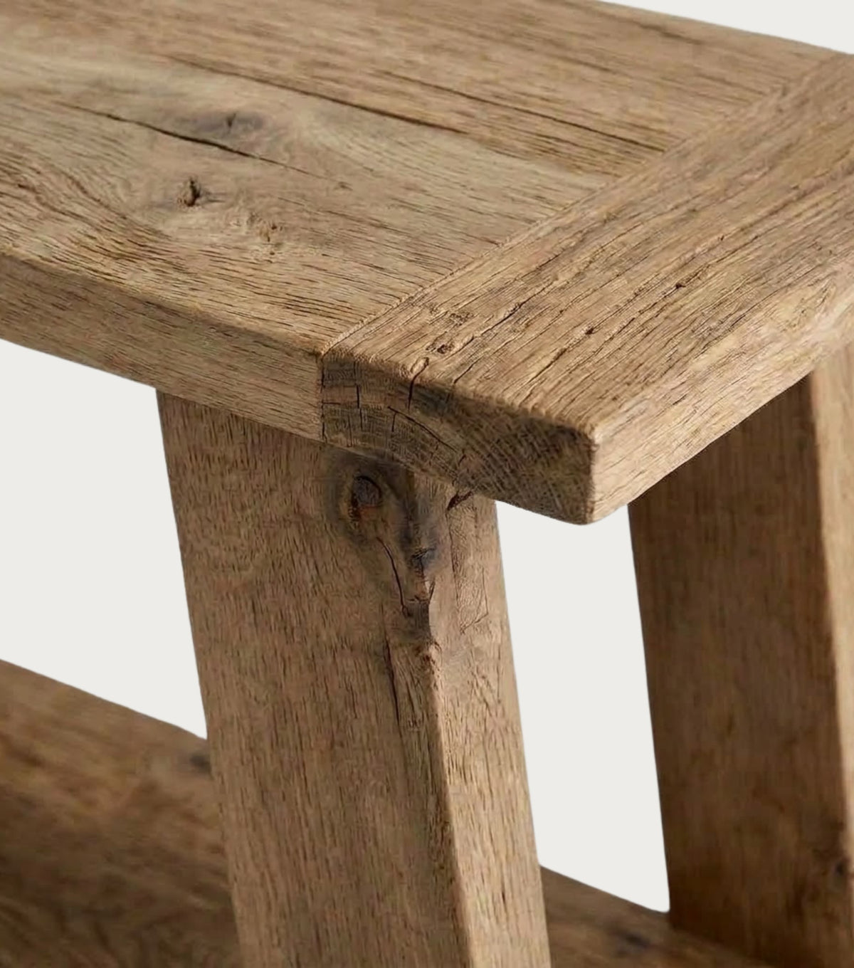 Panora Reclaimed Oak TV Unit – detail of the leg and top