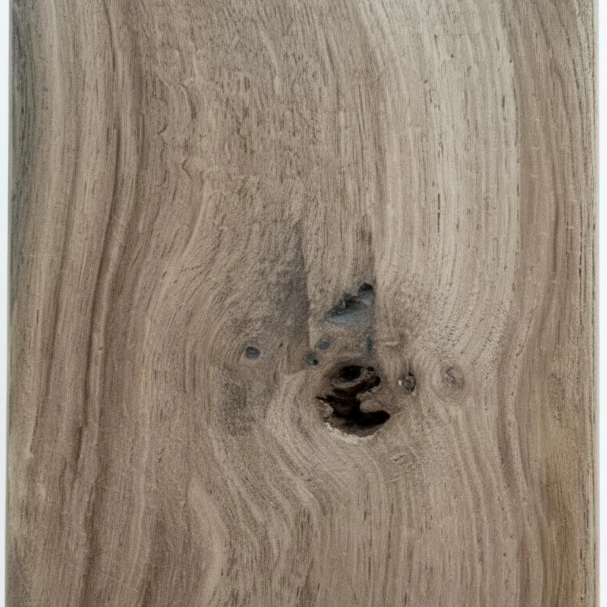 This reclaimed oak wall light is handcrafted from FSC-certified timber sourced in the Black Sea region. 