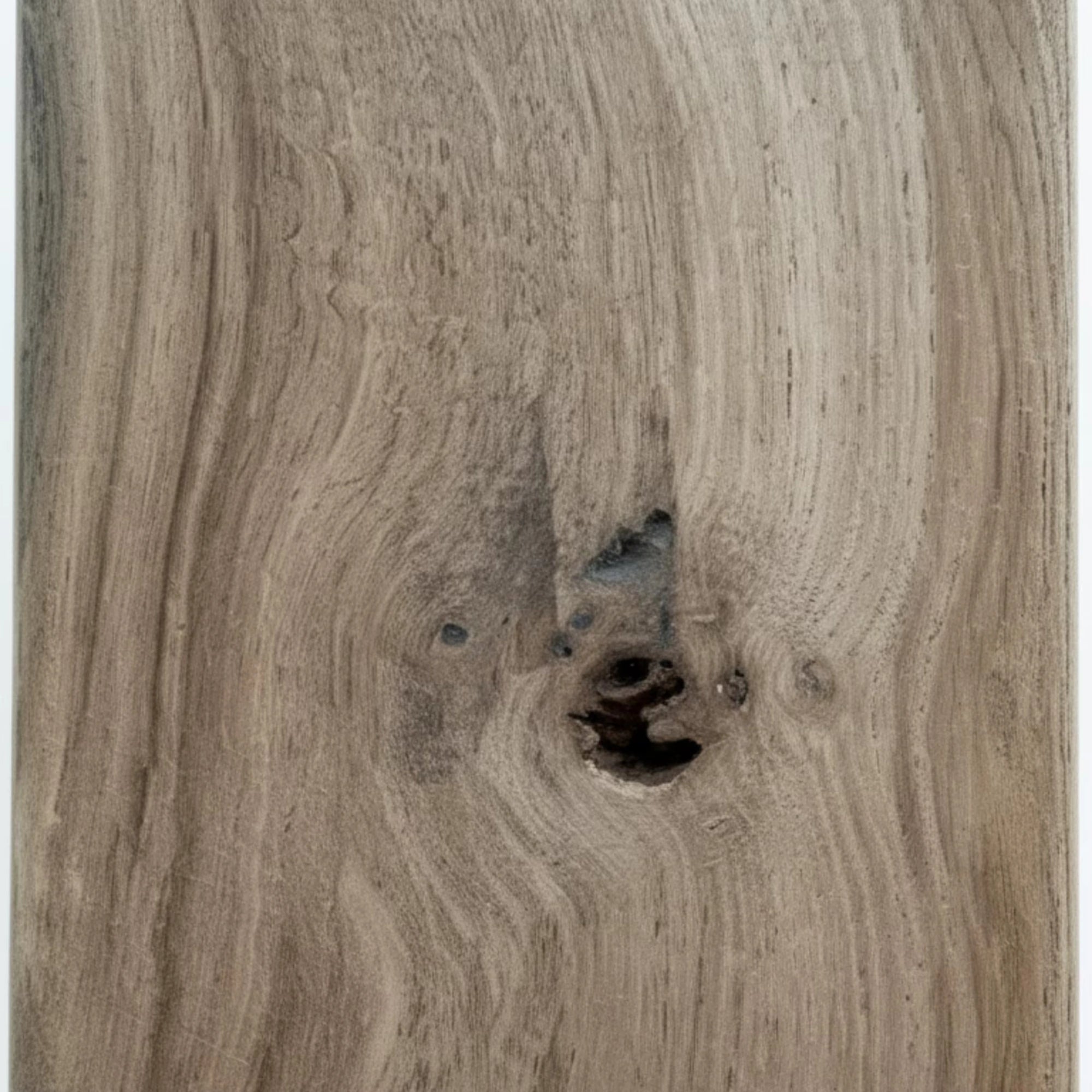 This reclaimed oak wall light is handcrafted from FSC-certified timber sourced in the Black Sea region. 