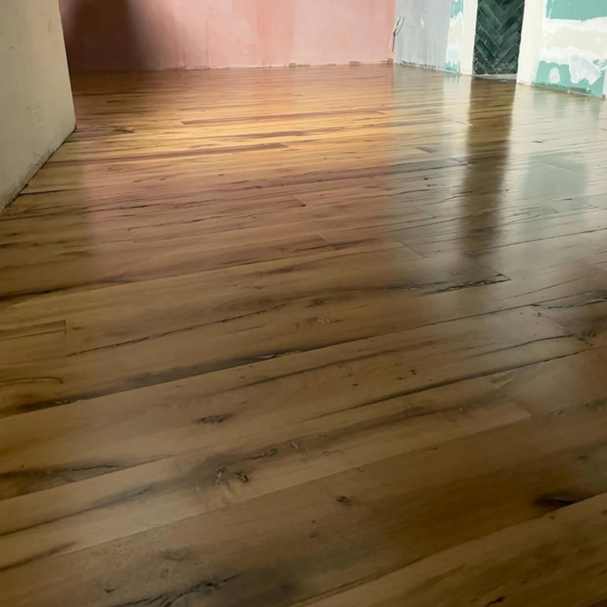 Reclaimed Wood Plank Flooring