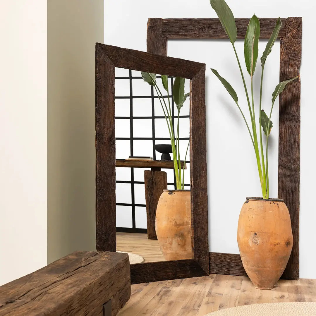 Our reclaimed wood mirrors bring the warmth and texture of century-old Anatolian hardwood to your walls. The Oasis features a solid frame built from reclaimed oak. Every surface preserves its original weathered grain, knot details, and natural tonal shifts. 
