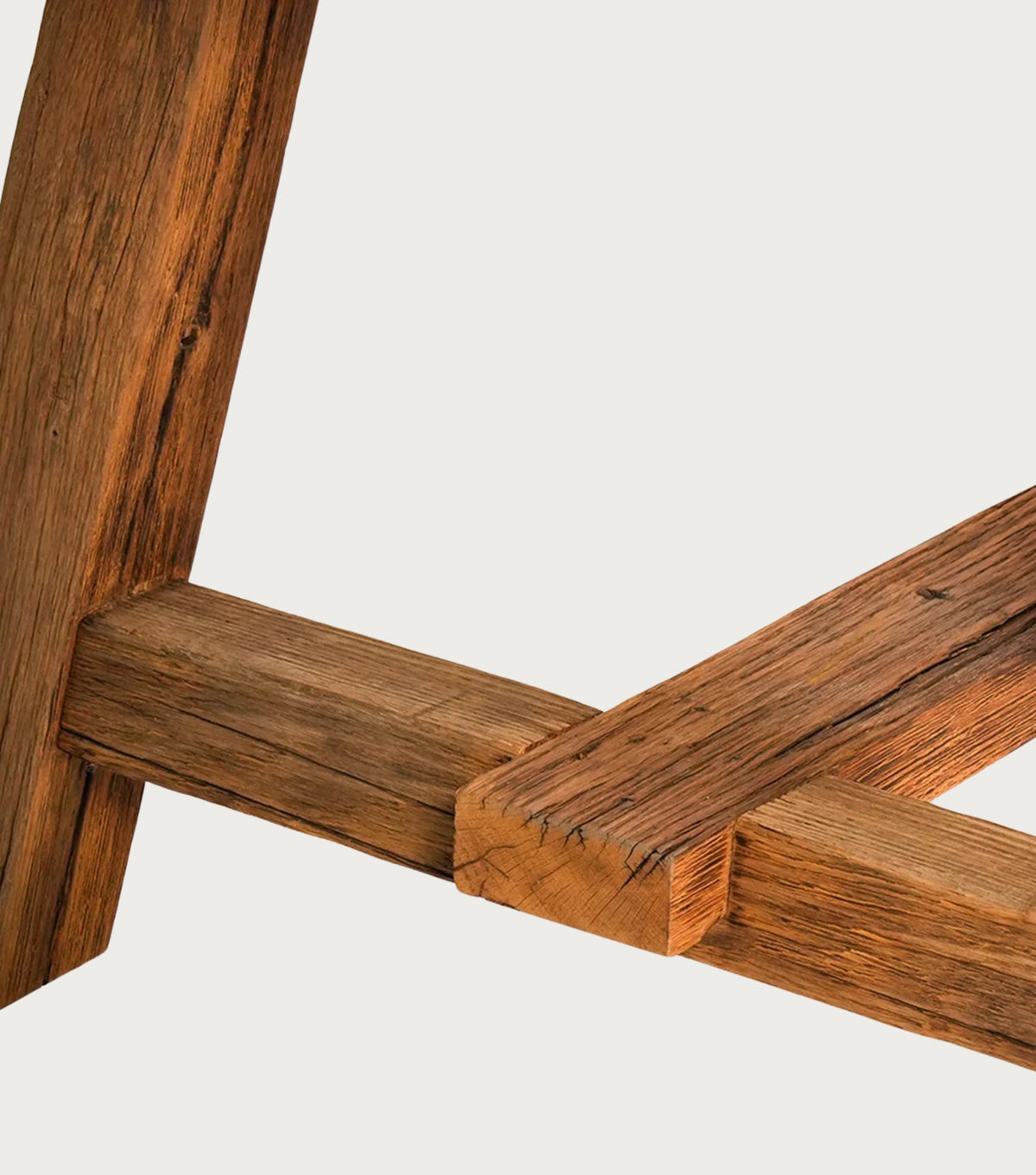 Agora Reclaimed Oak Dining Table – close-up of the stretcher joint