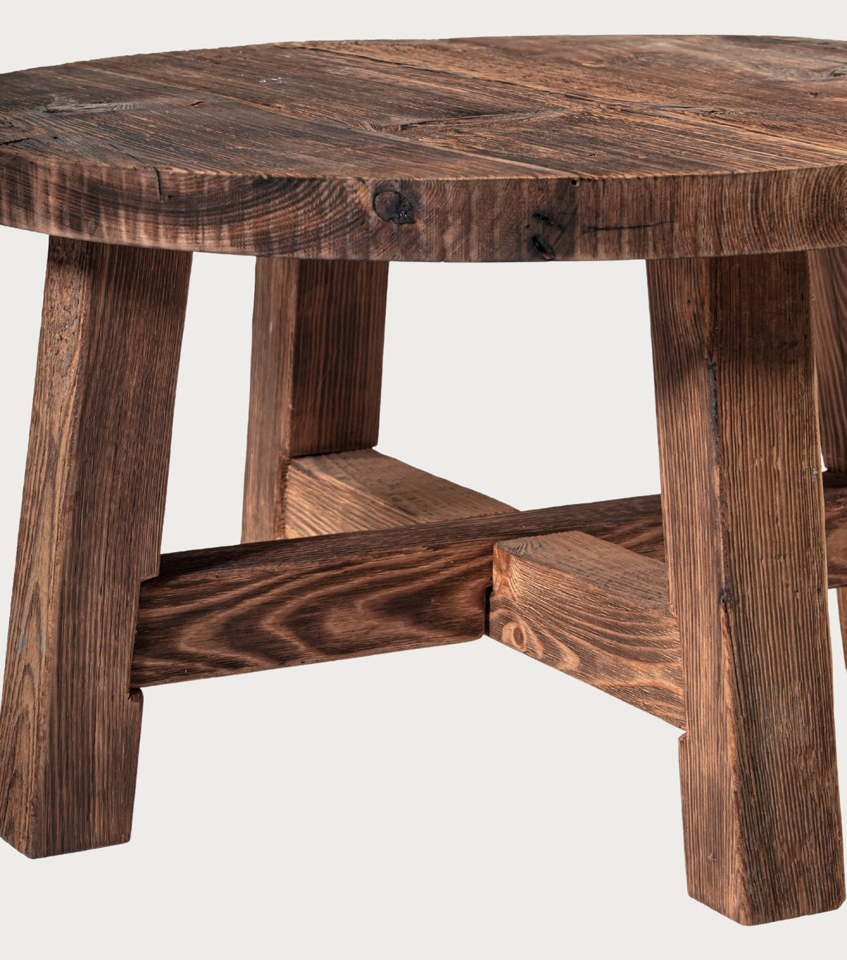 Dekelia Reclaimed Oak Coffee Table – detail of the legs and cross stretcher