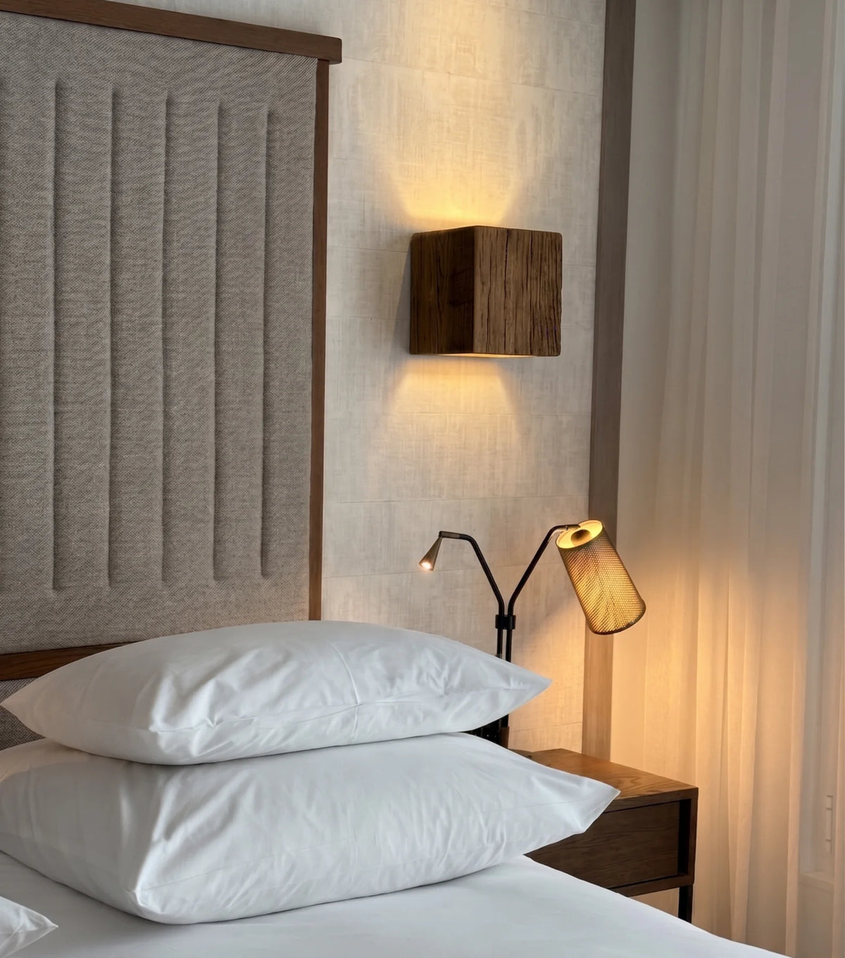 Reclaimed oak wall sconce, original dark finish – Small, 15 × 15 cm – in a room