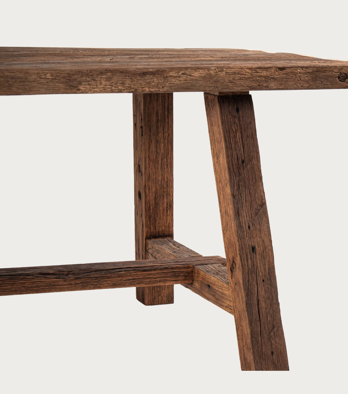 Perlas Reclaimed Oak Dining Table – detail of the A-frame trestle leg