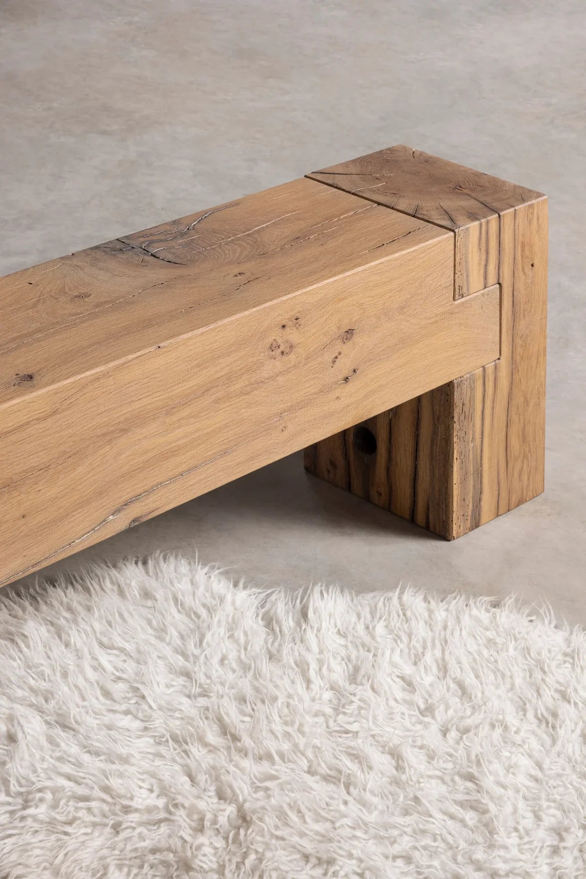 End grain detail of the Sable solid reclaimed oak bench seat