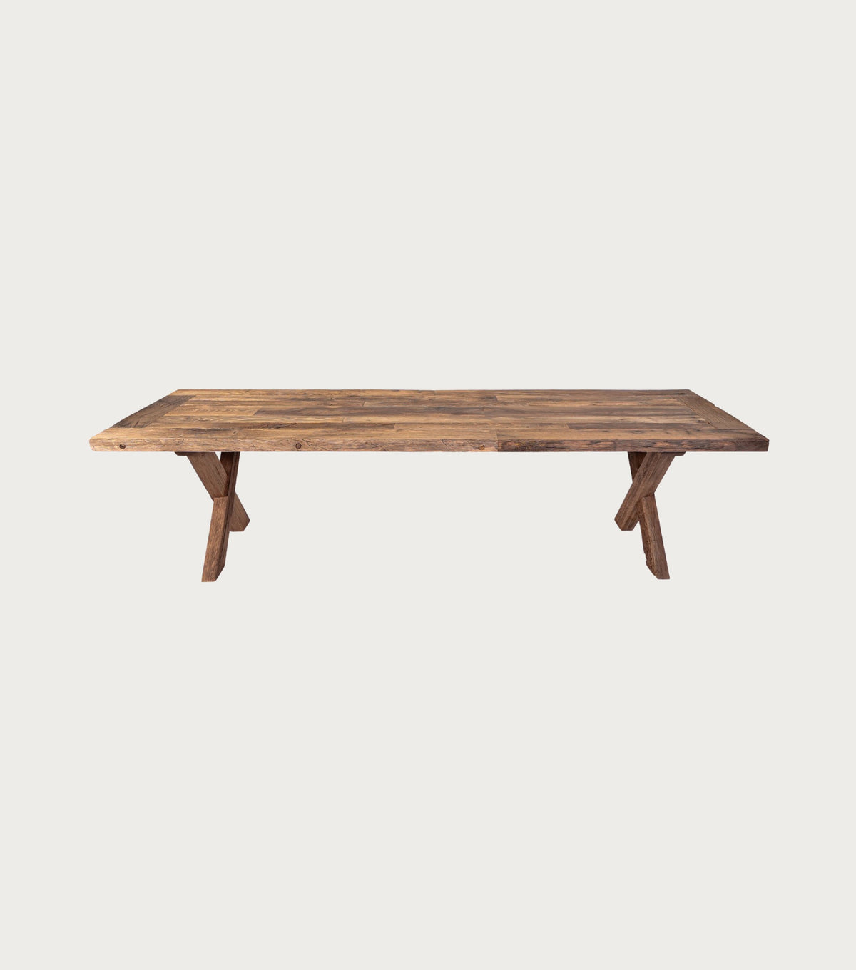 Traverse Reclaimed Oak Dining Table – three-quarter view